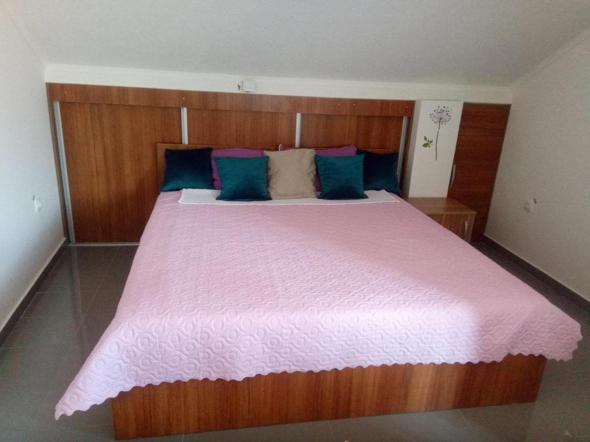 Hotel Yard House Trpejca Ohrid Zimmer foto